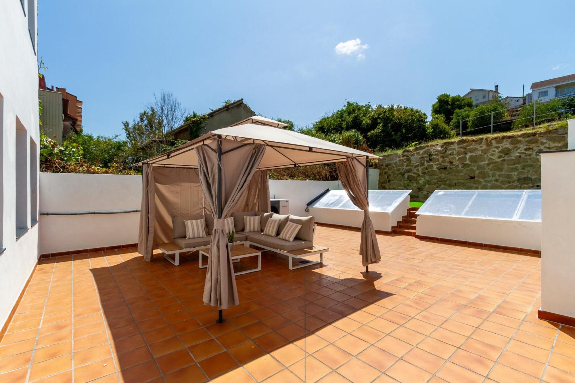 Urbanfive Apartamentos Ourense Centro ภายนอก รูปภาพ