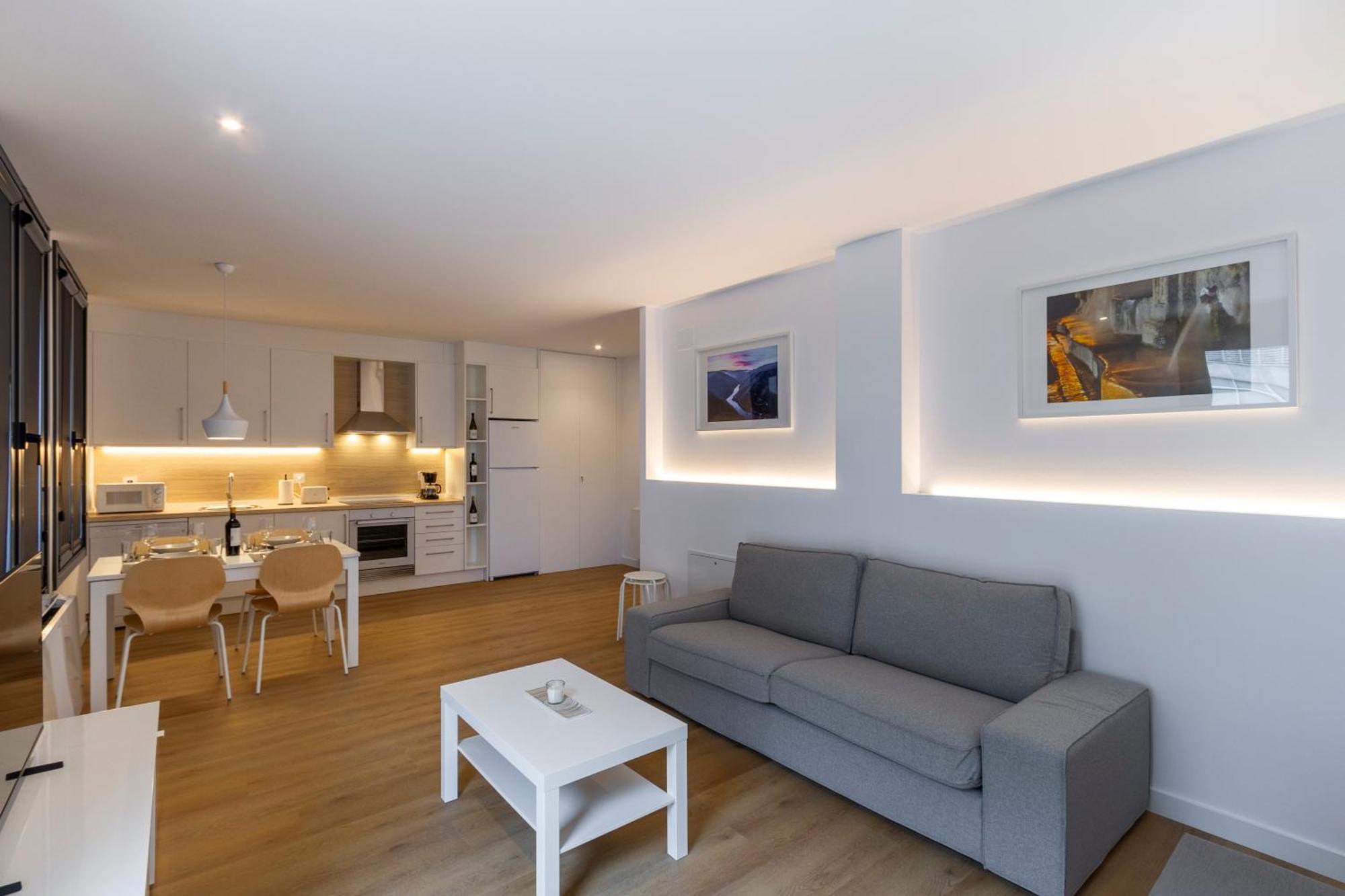 Urbanfive Apartamentos Ourense Centro ภายนอก รูปภาพ