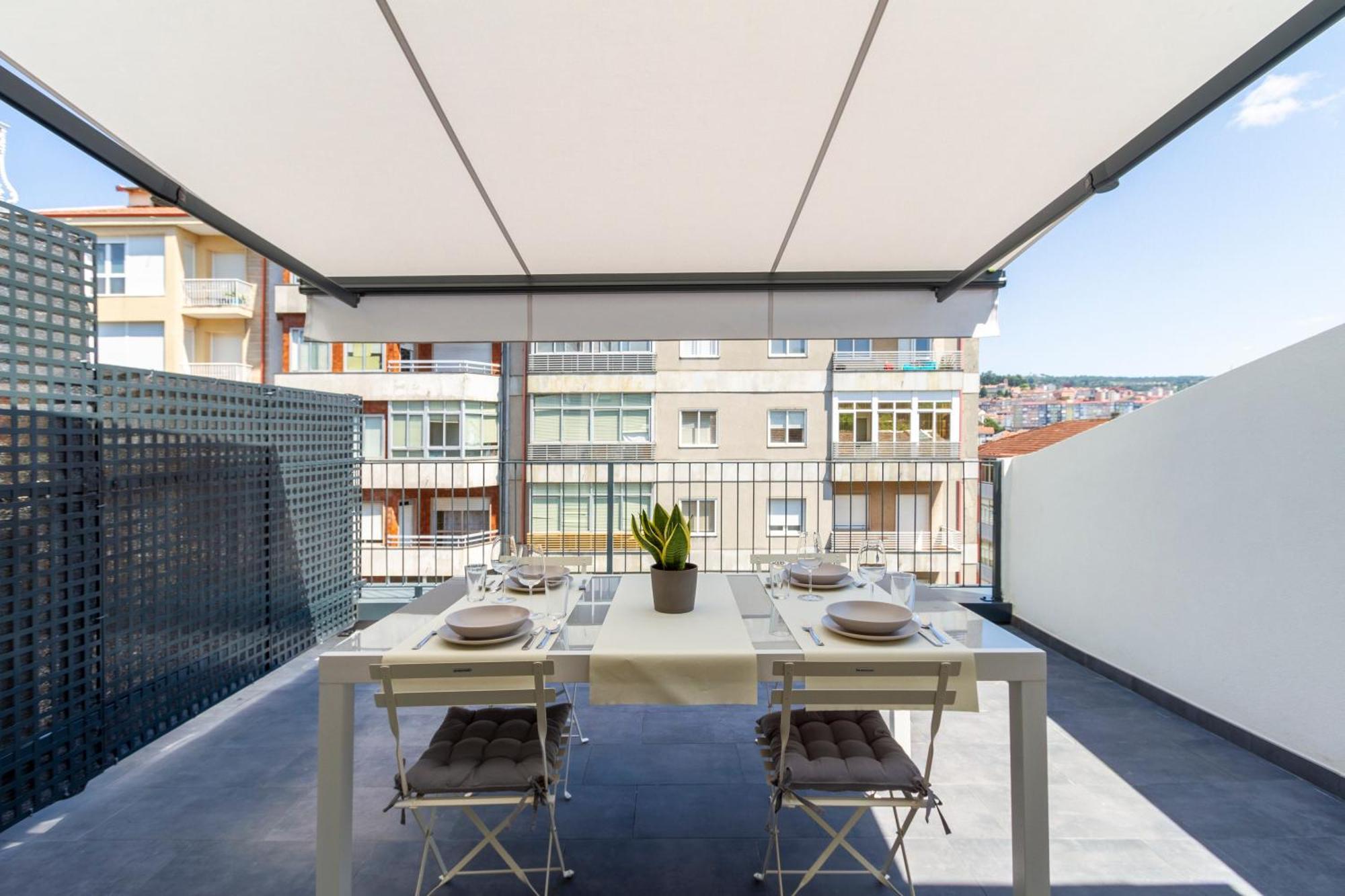 Urbanfive Apartamentos Ourense Centro ภายนอก รูปภาพ
