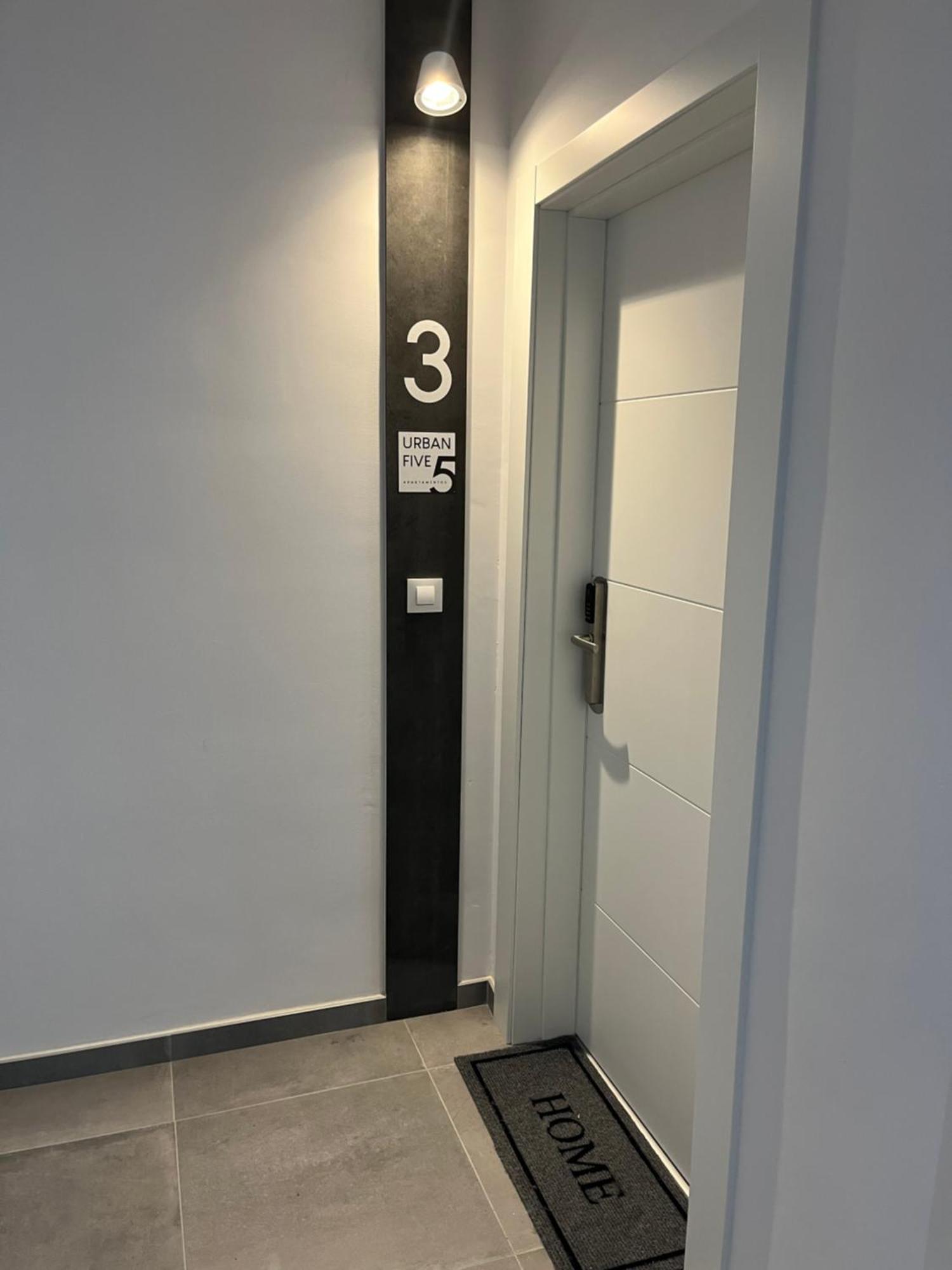 Urbanfive Apartamentos Ourense Centro ภายนอก รูปภาพ